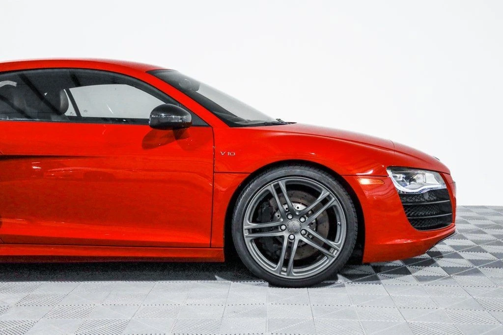 2012 Audi 42 R8 - Image 3 of 21