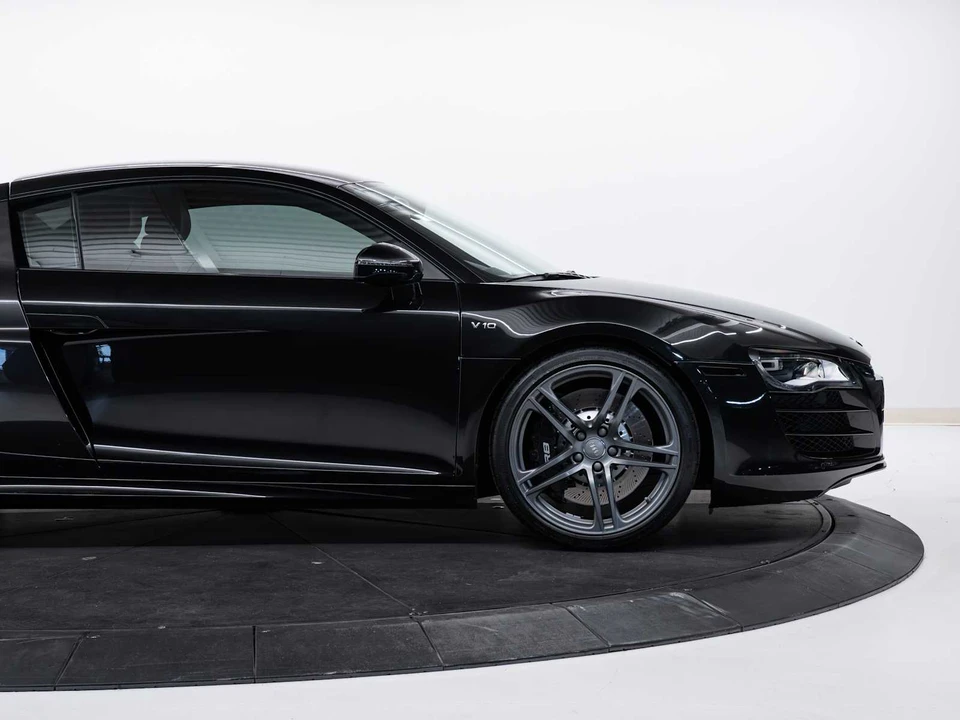2012 Audi 42 R8 - Image 10 of 25