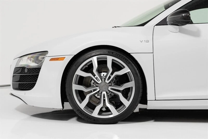 2012 Audi 42 R8 - Image 6 of 31