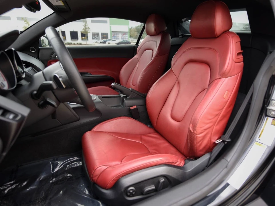 2012 Audi 42 R8 - Image 14 of 18