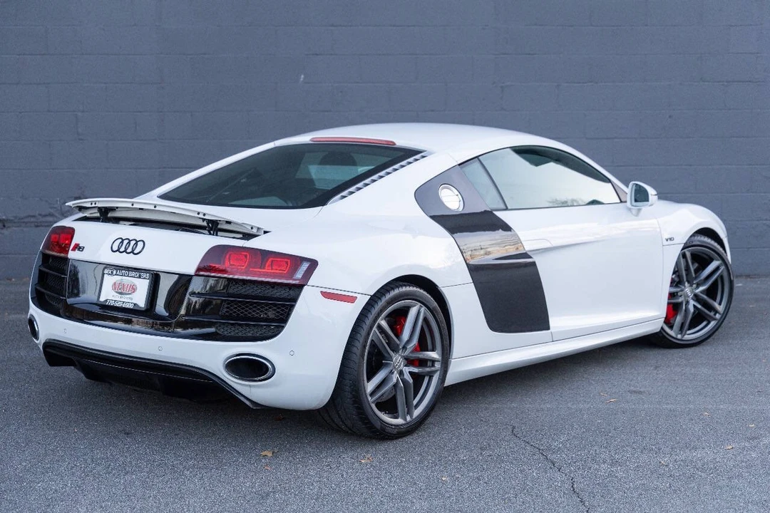 2012 Audi 42 R8 - Image 10 of 18