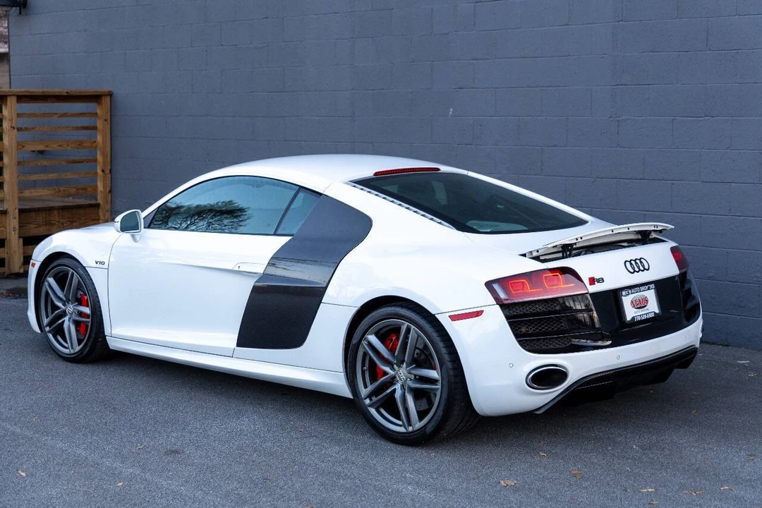 2012 Audi 42 R8 - Image 4 of 18