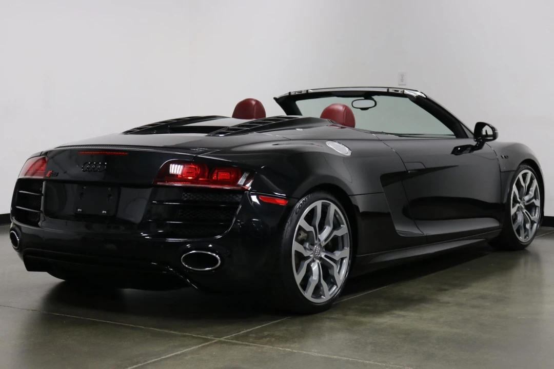 2012 Audi 42 R8 - Image 9 of 12