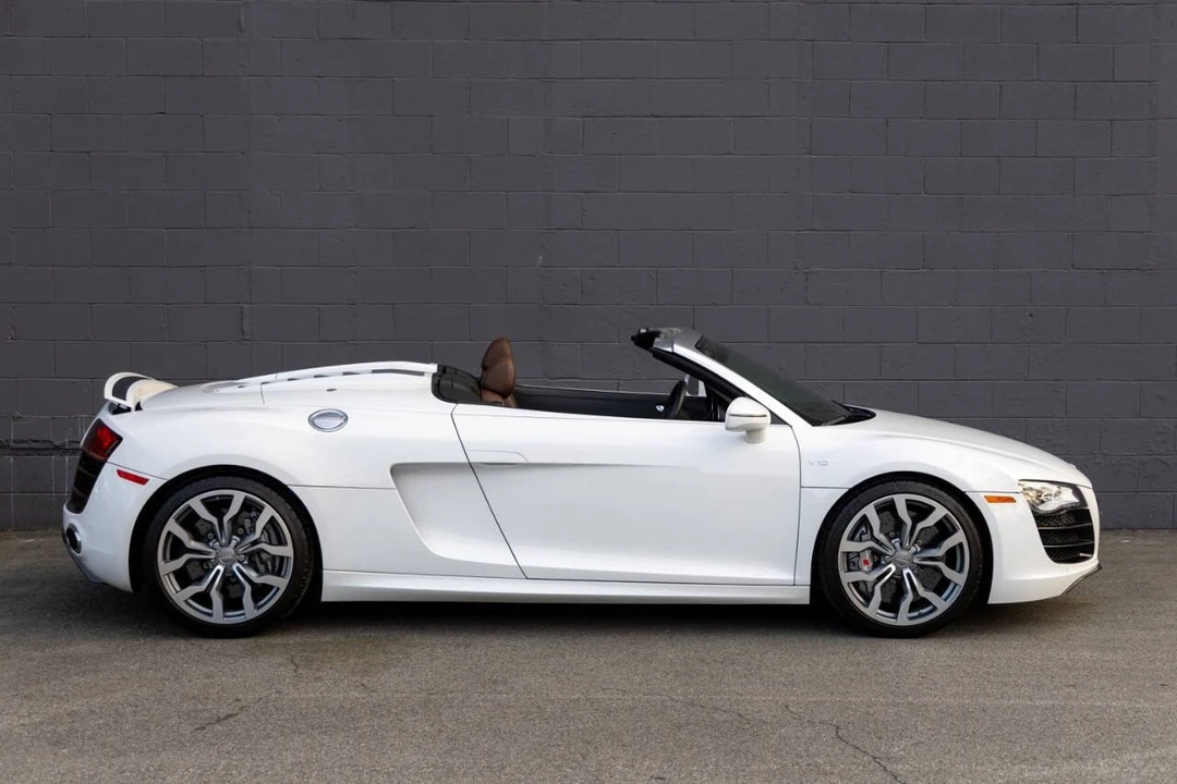 2012 Audi 42 R8 - Image 8 of 19