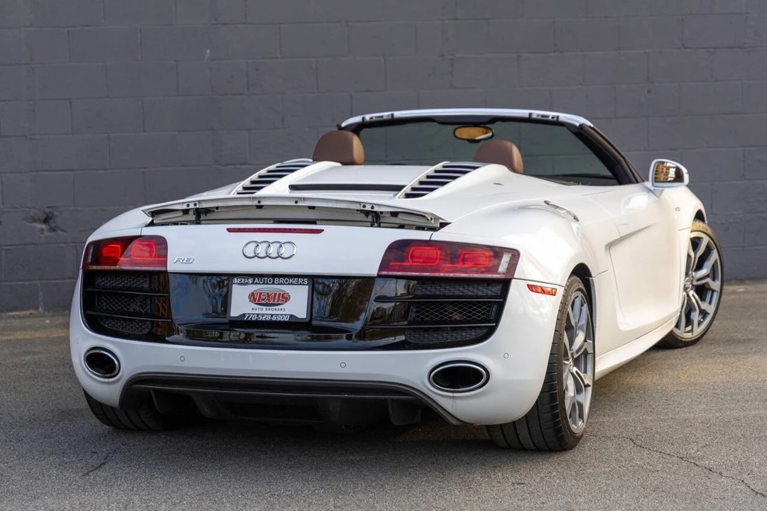 2012 Audi 42 R8 - Image 3 of 19
