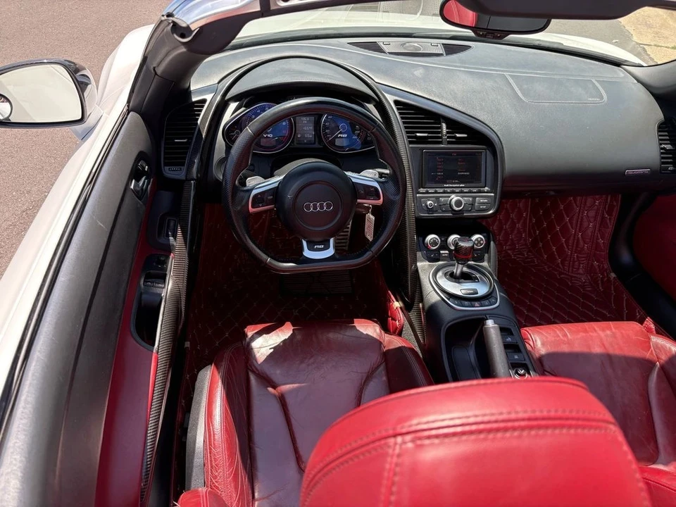 2012 Audi 42 R8 - Image 8 of 21