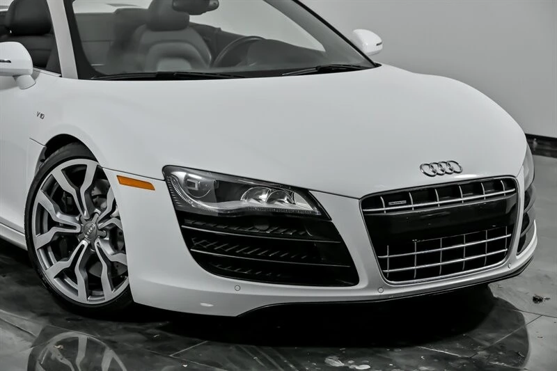 2012 Audi 42 R8 - Image 2 of 12