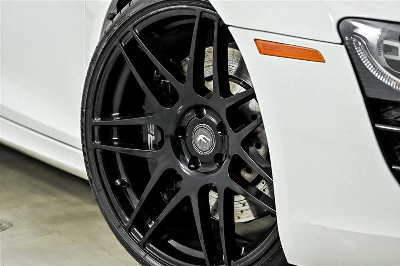 2012 Audi 42 R8 - Image 4 of 31