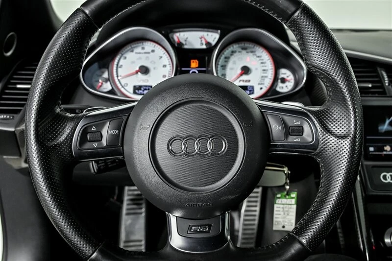 2012 Audi 42 R8 - Image 23 of 31