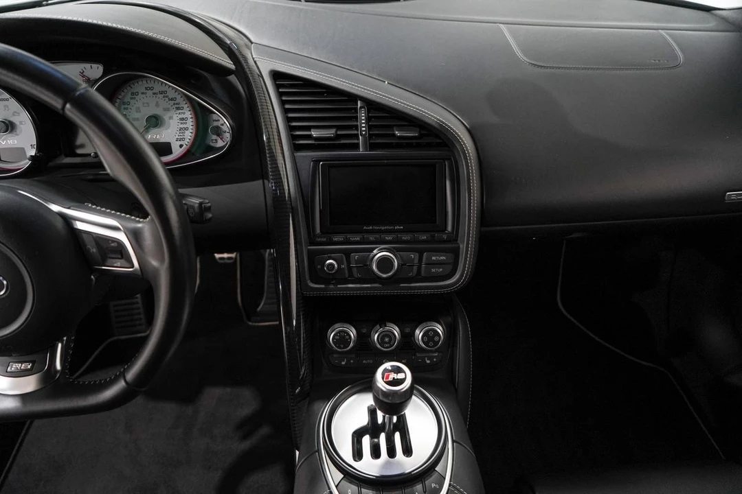 2012 Audi 42 R8 - Image 11 of 21