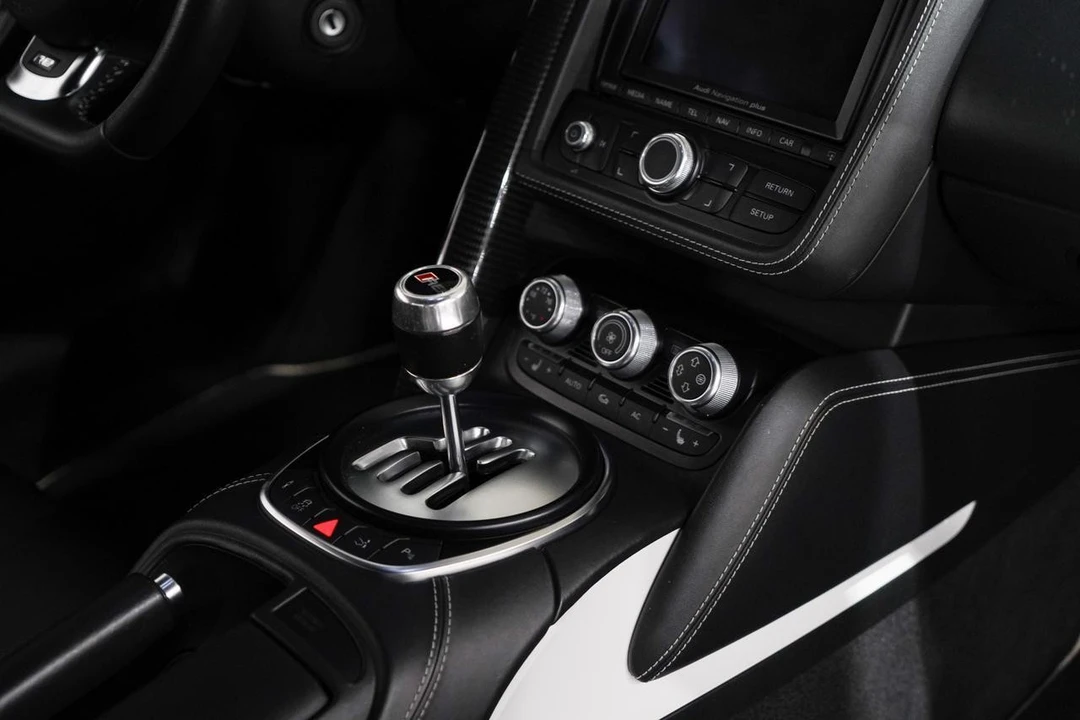 2012 Audi 42 R8 - Image 18 of 21