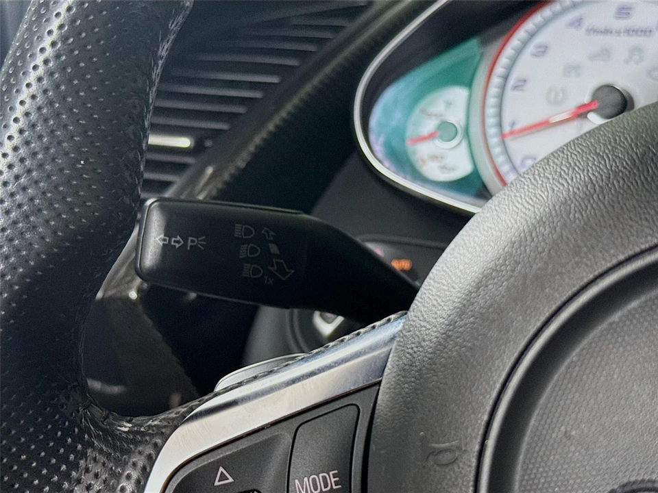 2012 Audi 42 R8 - Image 4 of 19