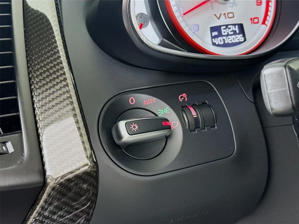 2012 Audi 42 R8 - Image 7 of 21