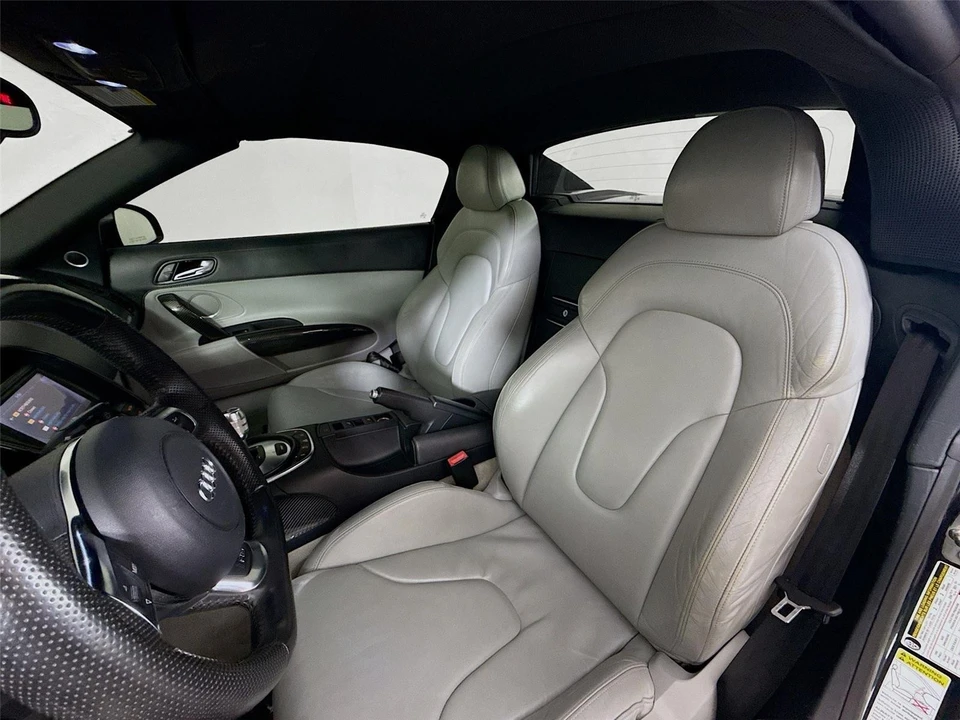 2012 Audi 42 R8 - Image 2 of 21