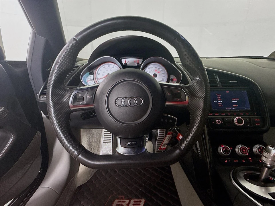 2012 Audi 42 R8 - Image 7 of 19