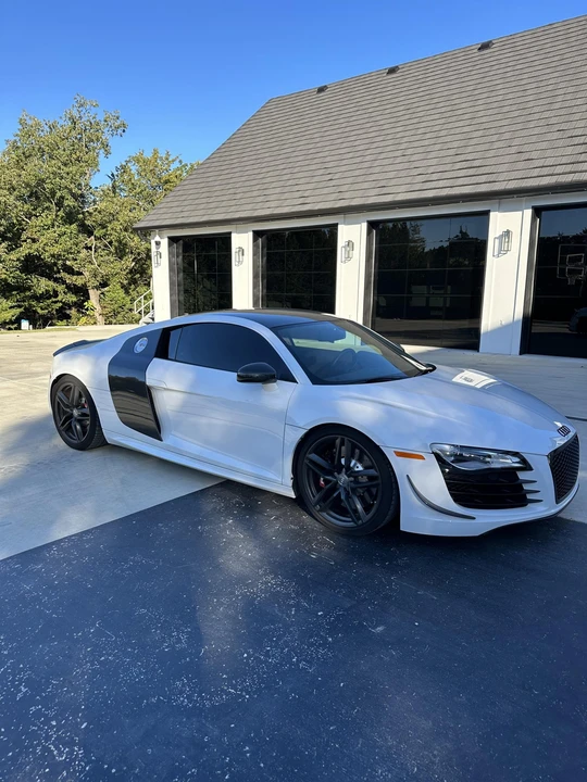 2012 Audi 42 R8 - Image 24 of 31