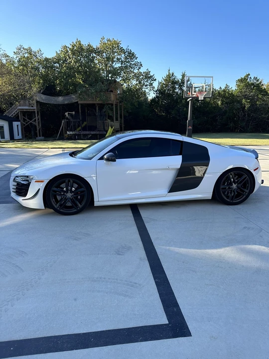 2012 Audi 42 R8 - Image 8 of 31