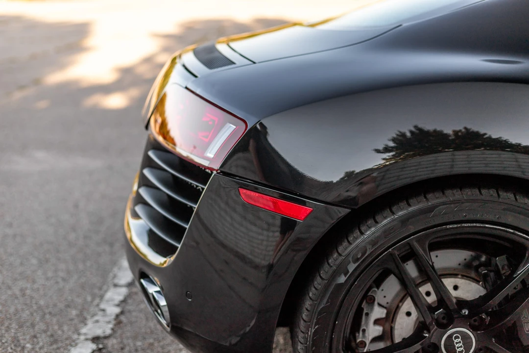 2012 Audi 42 R8 - Image 27 of 31