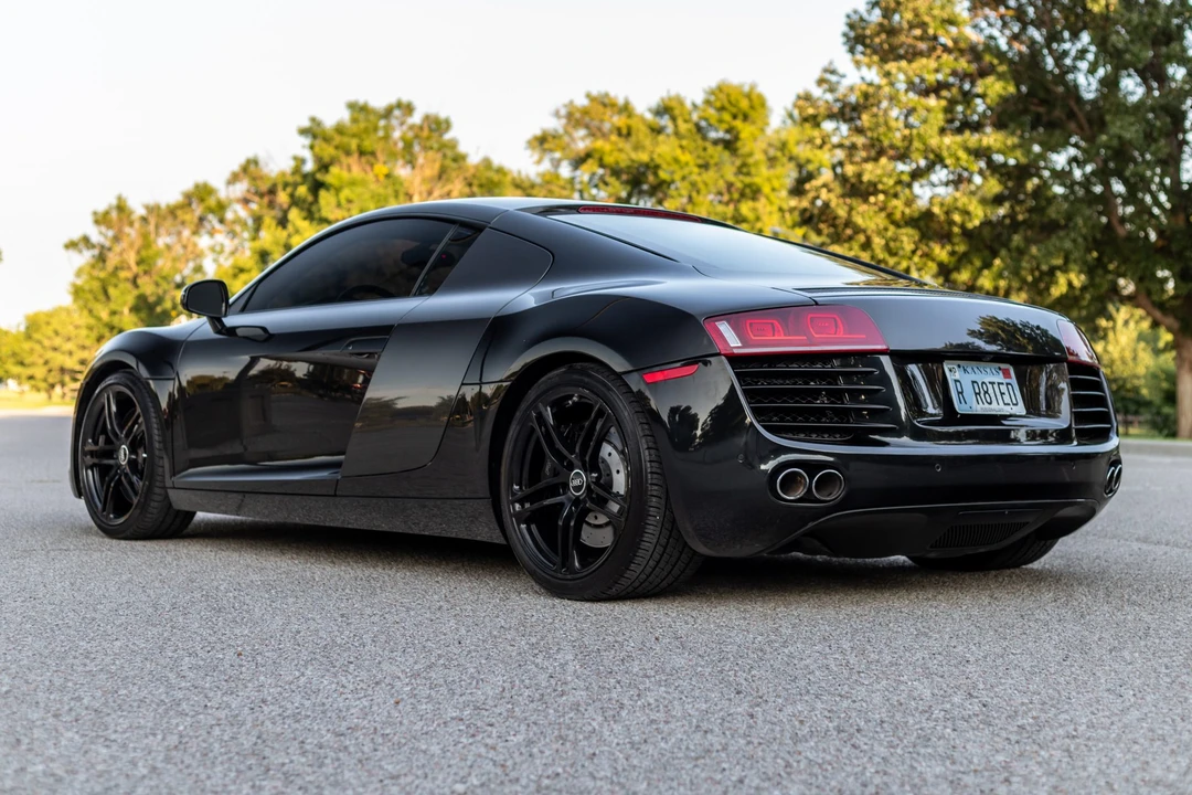 2012 Audi 42 R8 - Image 8 of 31