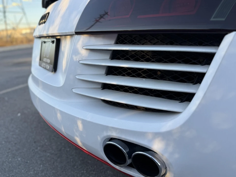 2012 Audi 42 R8 - Image 25 of 31
