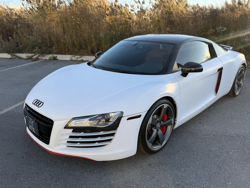 2012 Audi 42 R8 - Image 8 of 31