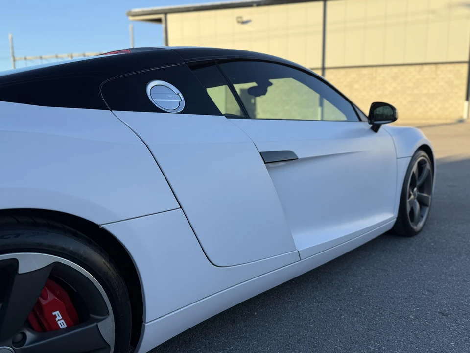 2012 Audi 42 R8 - Image 28 of 31