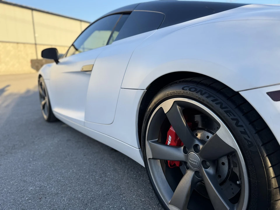 2012 Audi 42 R8 - Image 18 of 31
