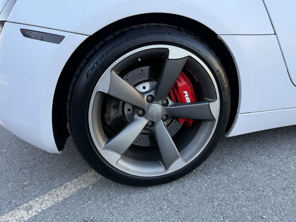 2012 Audi 42 R8 - Image 27 of 31