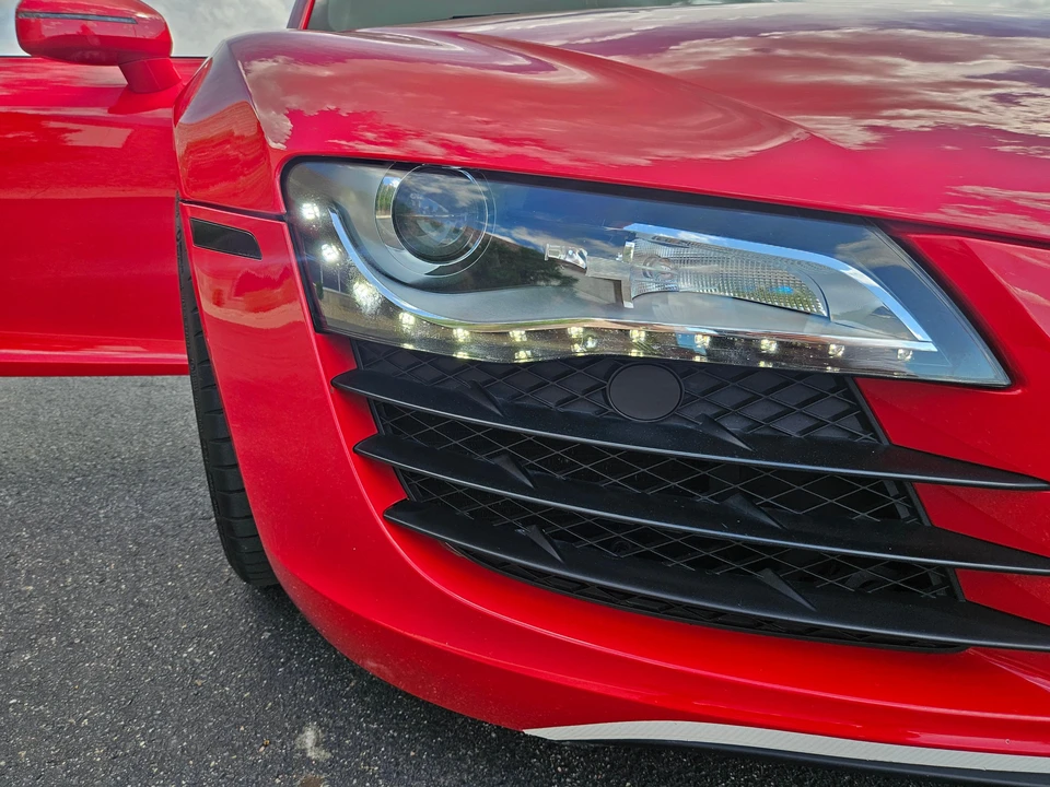 2012 Audi 42 R8 - Image 26 of 31