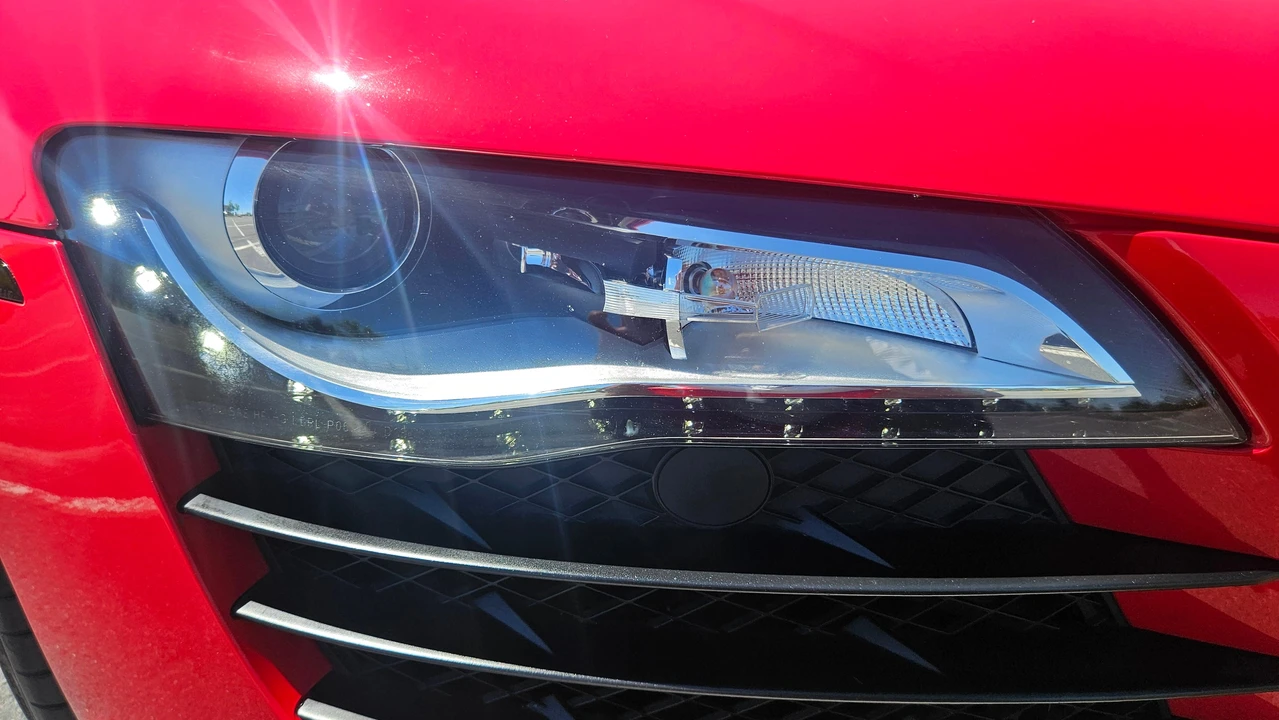2012 Audi 42 R8 - Image 27 of 31