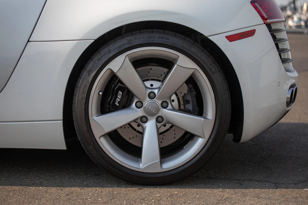 2012 Audi 42 R8 - Image 31 of 31