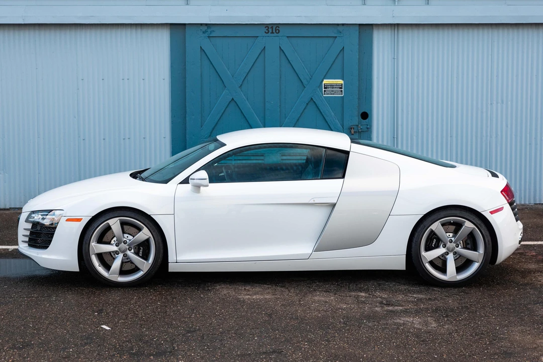 2012 Audi 42 R8 - Image 3 of 26