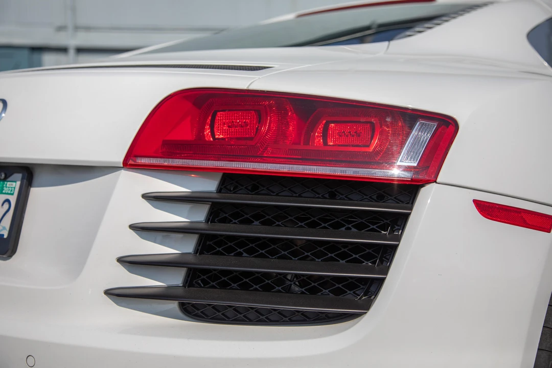 2012 Audi 42 R8 - Image 22 of 31