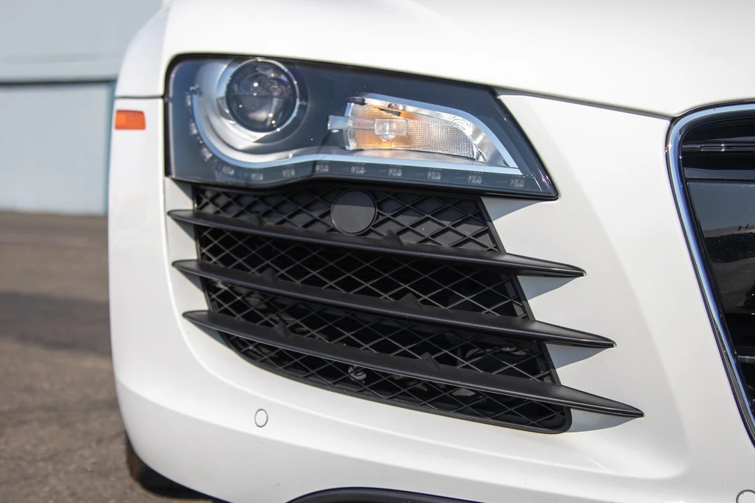 2012 Audi 42 R8 - Image 11 of 31