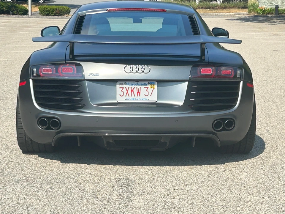2012 Audi 42 R8 - Image 9 of 31
