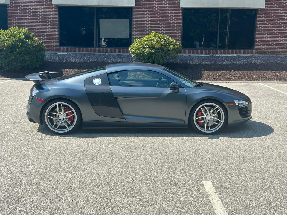 2012 Audi 42 R8 - Image 11 of 31