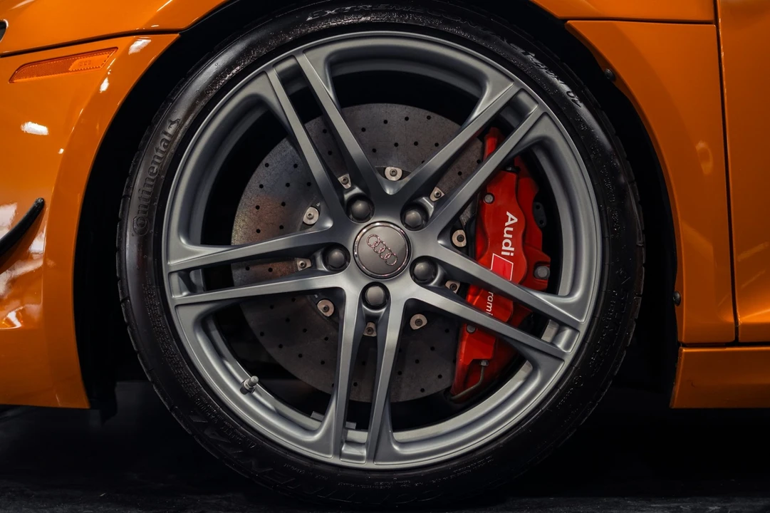 2012 Audi 42 R8 - Image 8 of 31