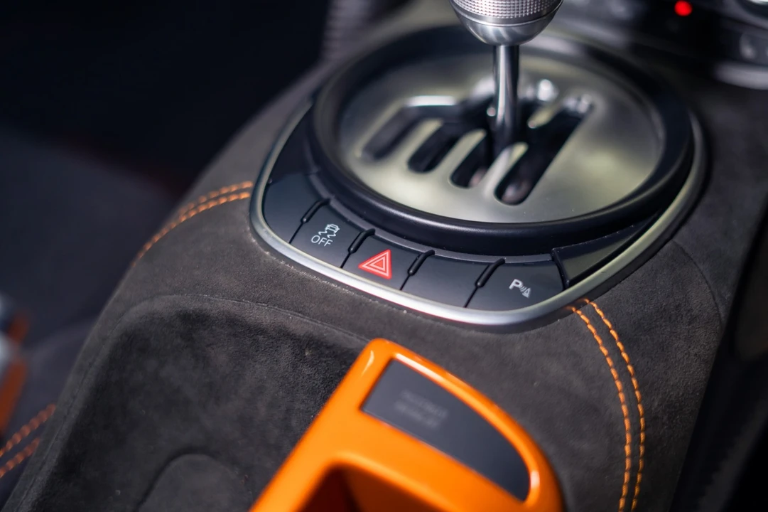 2012 Audi 42 R8 - Image 18 of 31