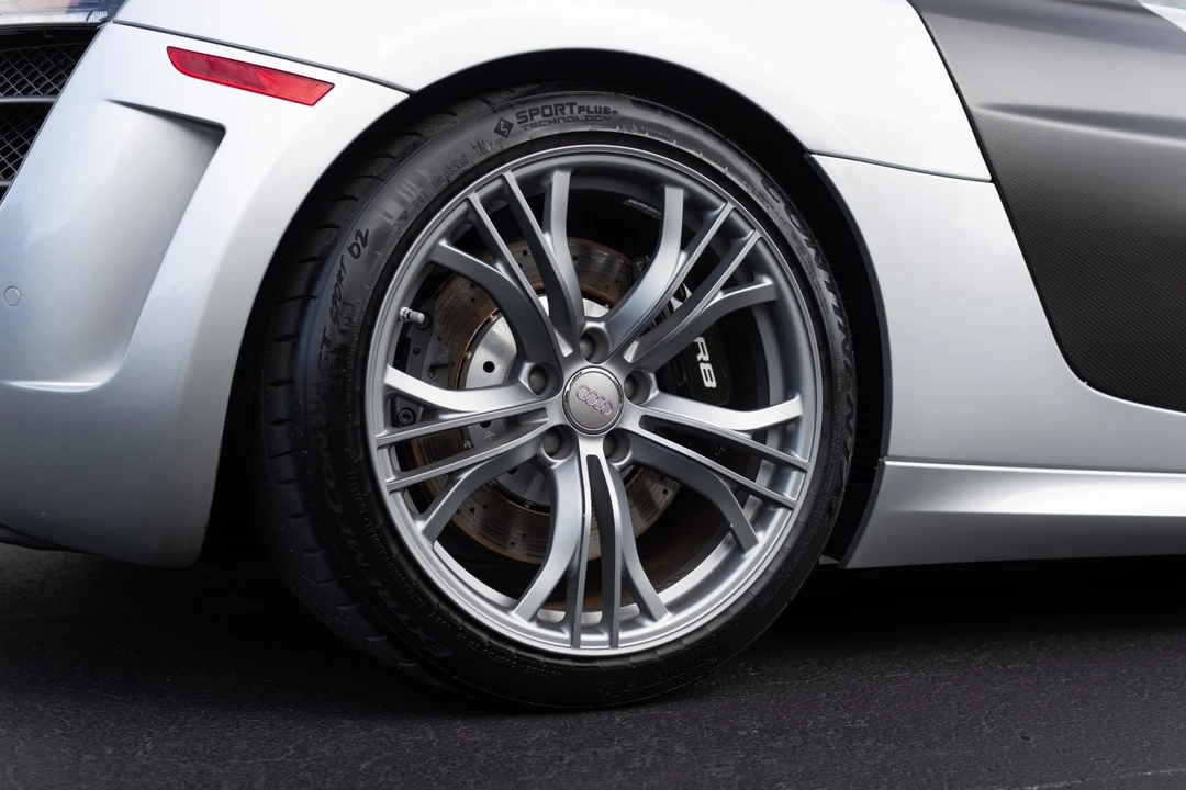 2012 Audi 42 R8 - Image 16 of 31