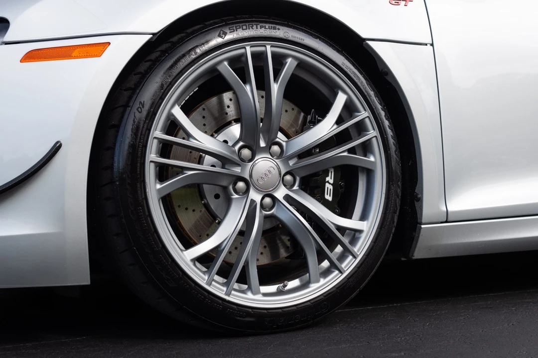 2012 Audi 42 R8 - Image 26 of 31