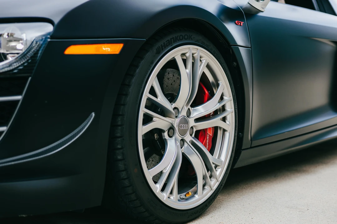 2012 Audi 42 R8 - Image 25 of 31