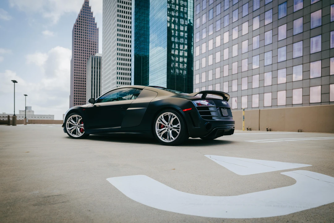 2012 Audi 42 R8 - Image 8 of 31