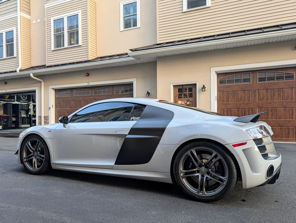 2012 Audi 42 R8 - Image 4 of 9