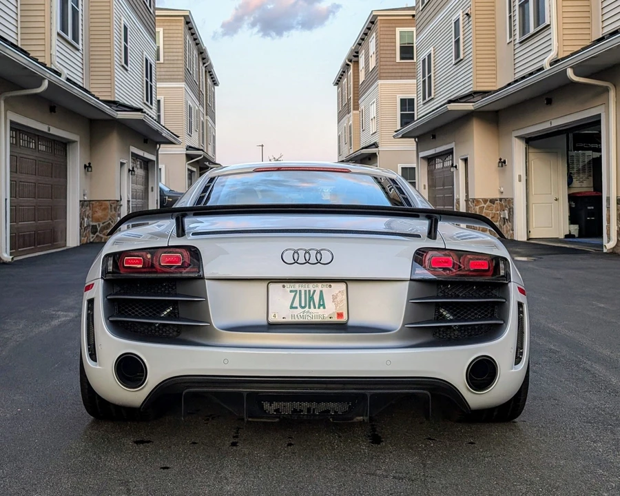 2012 Audi 42 R8 - Image 3 of 9