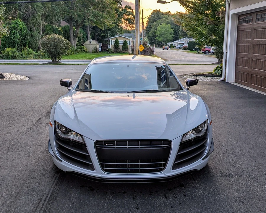 2012 Audi 42 R8 - Image 7 of 9