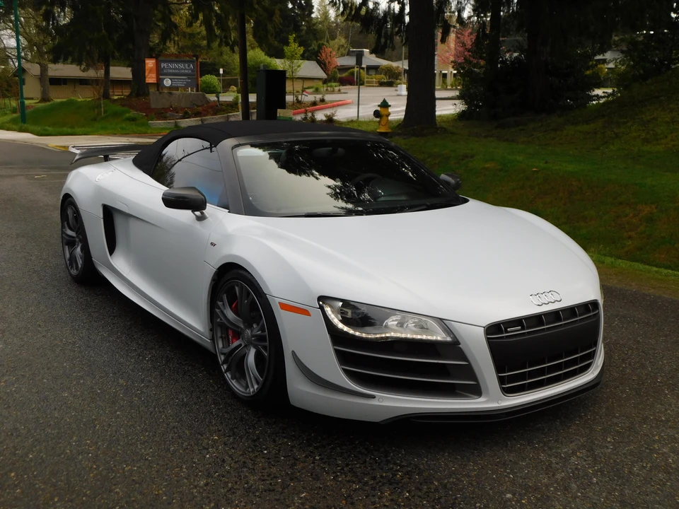 2012 Audi 42 R8 - Image 27 of 31
