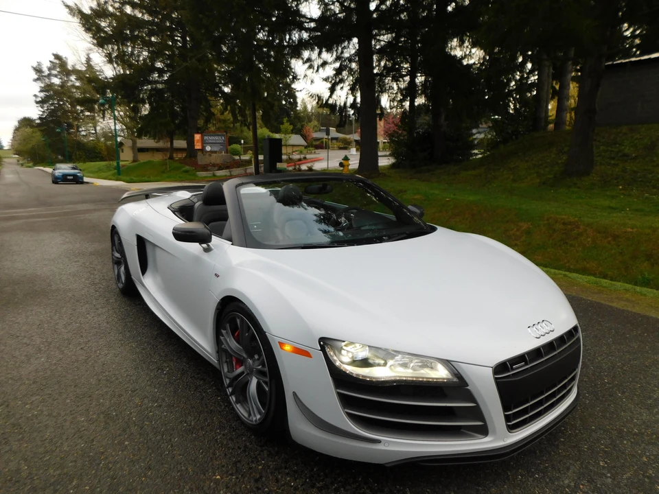 2012 Audi 42 R8 - Image 13 of 31
