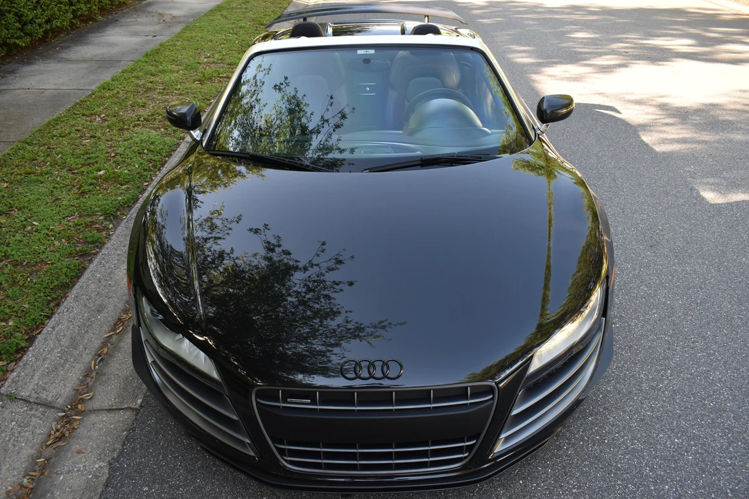 2012 Audi 42 R8 - Image 2 of 9