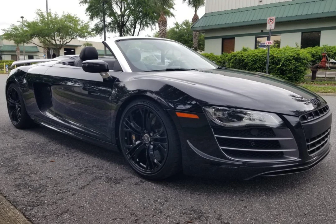 2012 Audi 42 R8 - Image 9 of 9
