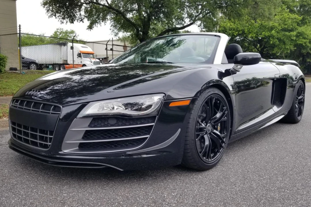 2012 Audi 42 R8 - Image 6 of 9
